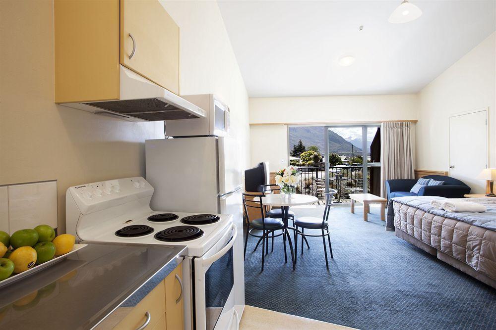 Clearbrook & Serviced 4* Wanaka