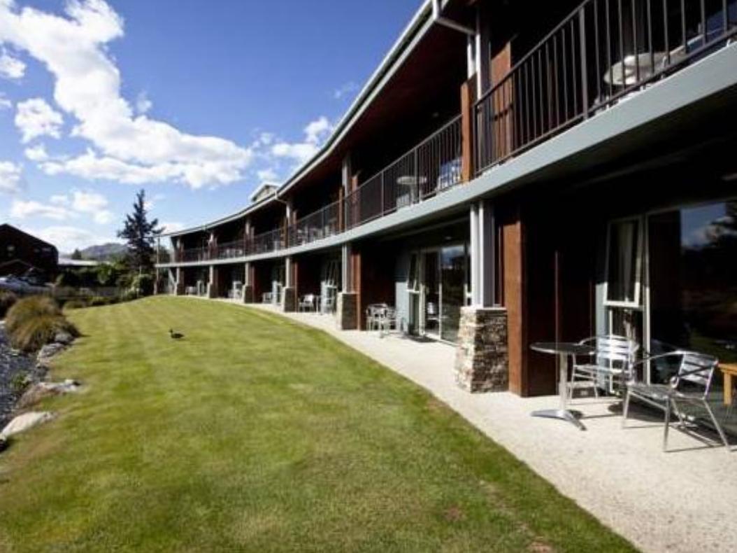 Clearbrook & Serviced 4*