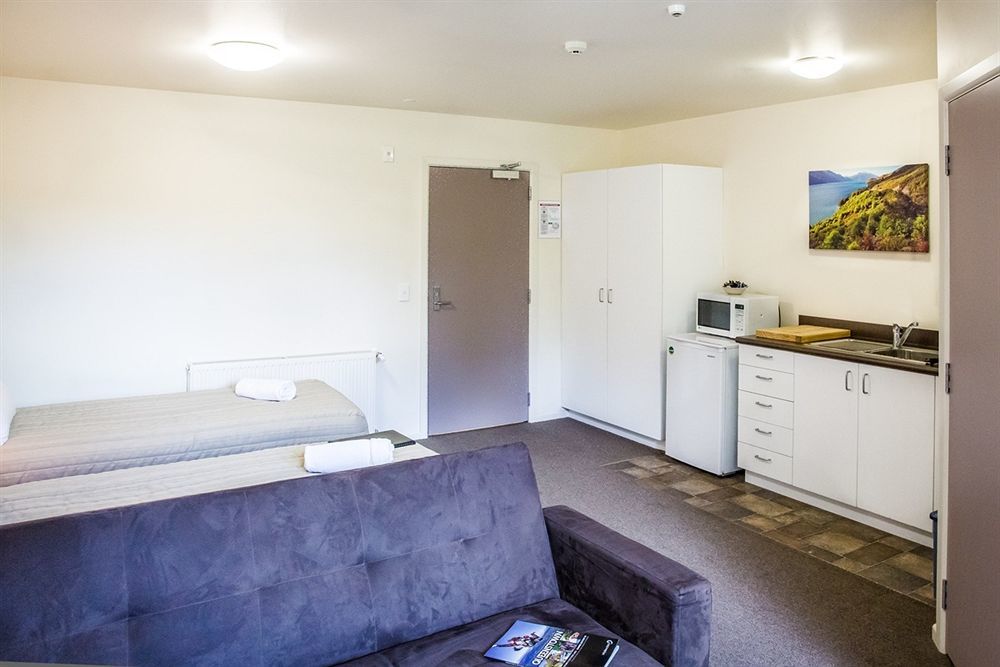 Shotover Lodge