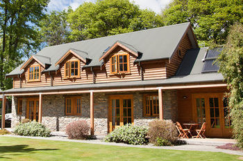 Bed & Breakfast Homestead &