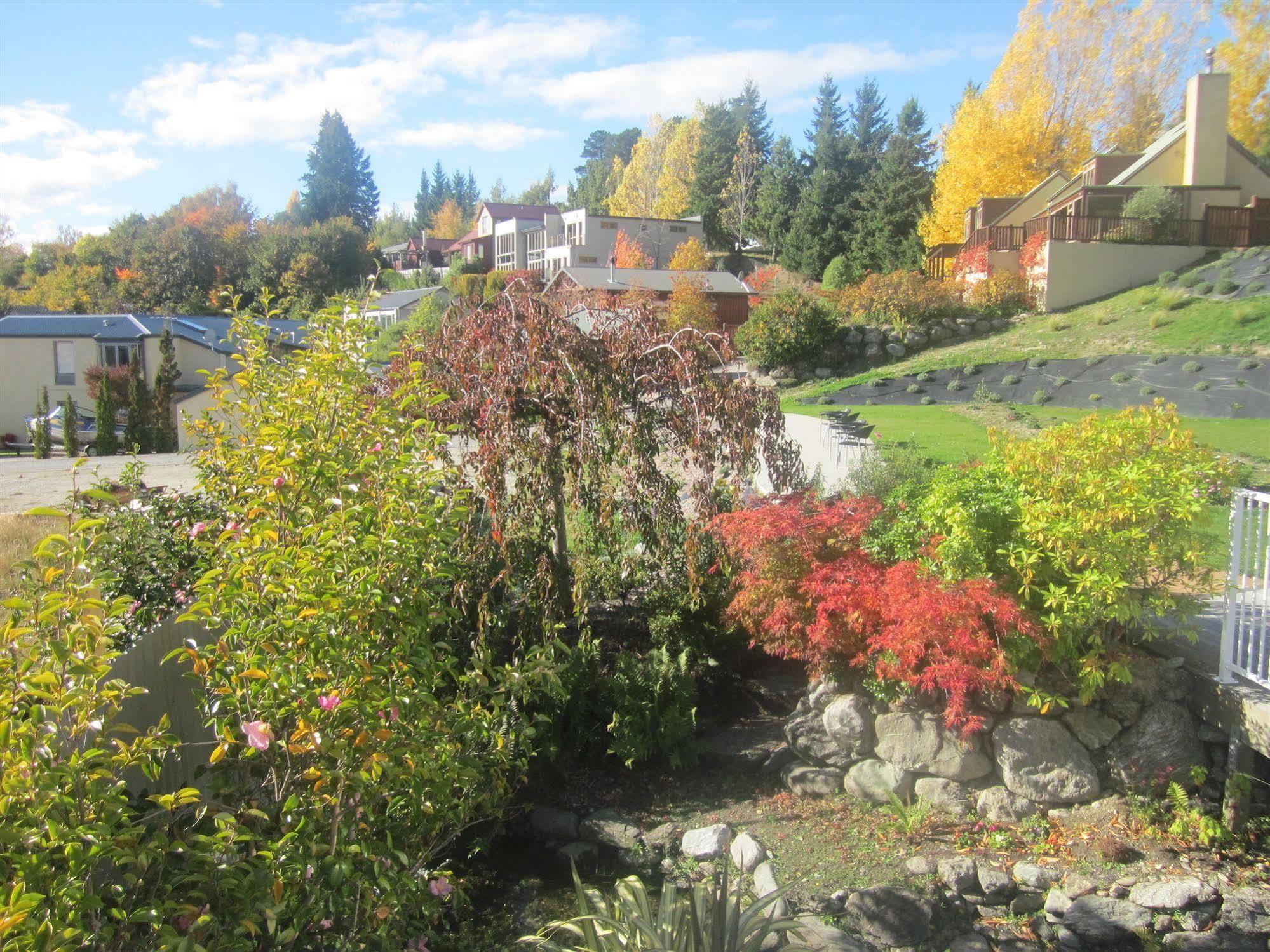Inn Lake Wanaka Lodge