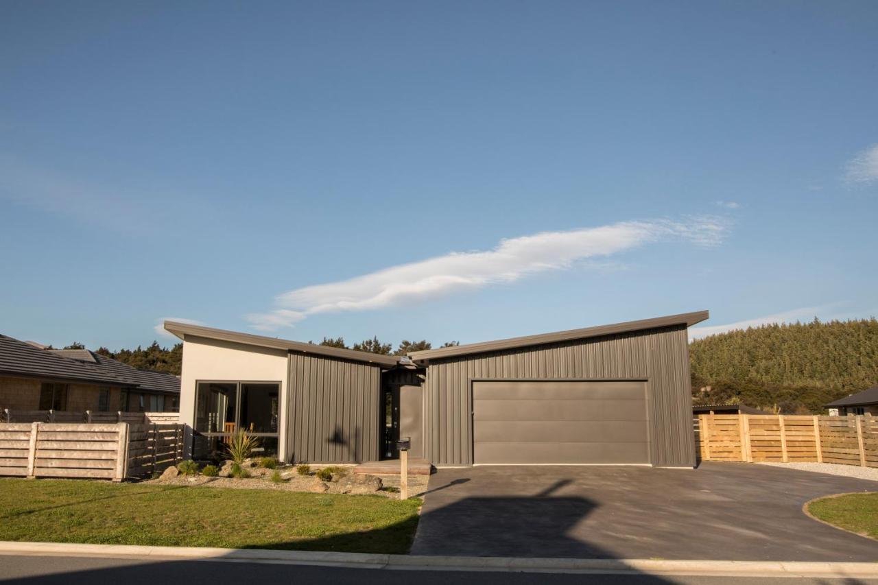 Holiday home Retreat For Seasons *