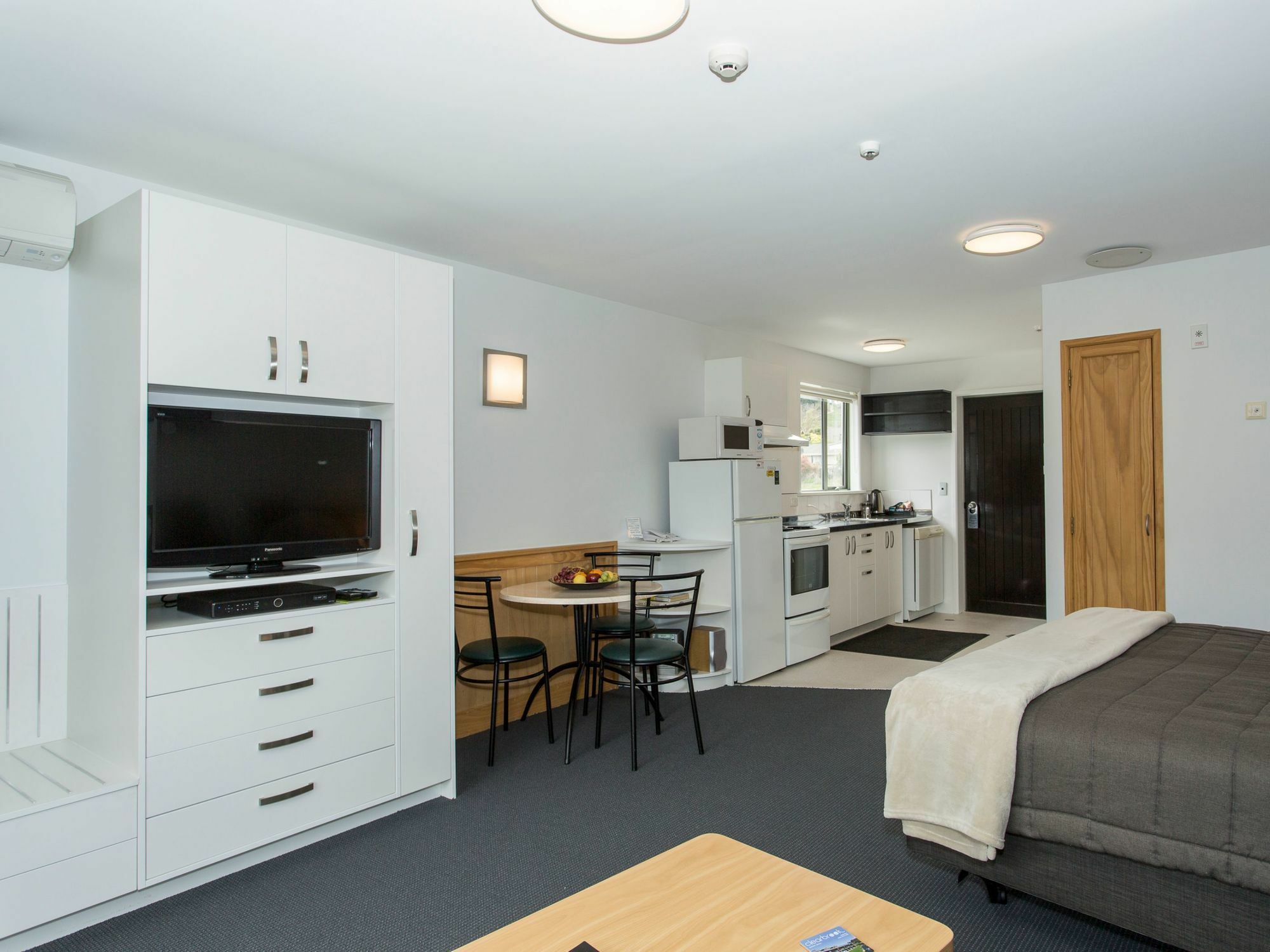 Clearbrook & Serviced 4*