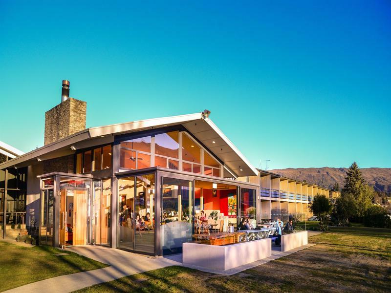 Wanaka Hotel Wanaka
