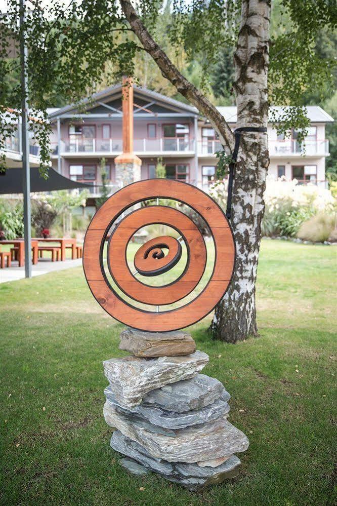 Shotover Lodge *