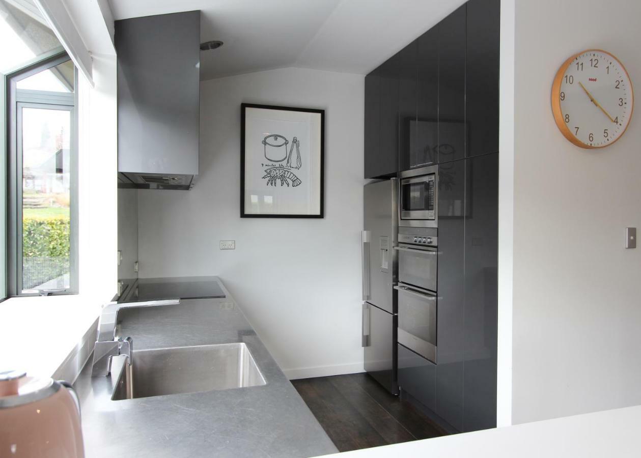 33 - Location Location, Right Amongst It Holiday home Wanaka